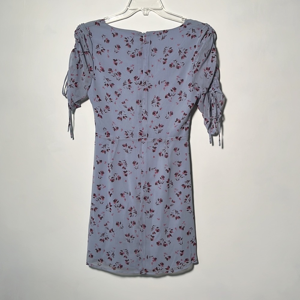WAYF NWT Larissa Drawstring Ruffle Blue Floral Peekaboo Cut Out party Dress SZ M - Picture 5 of 14